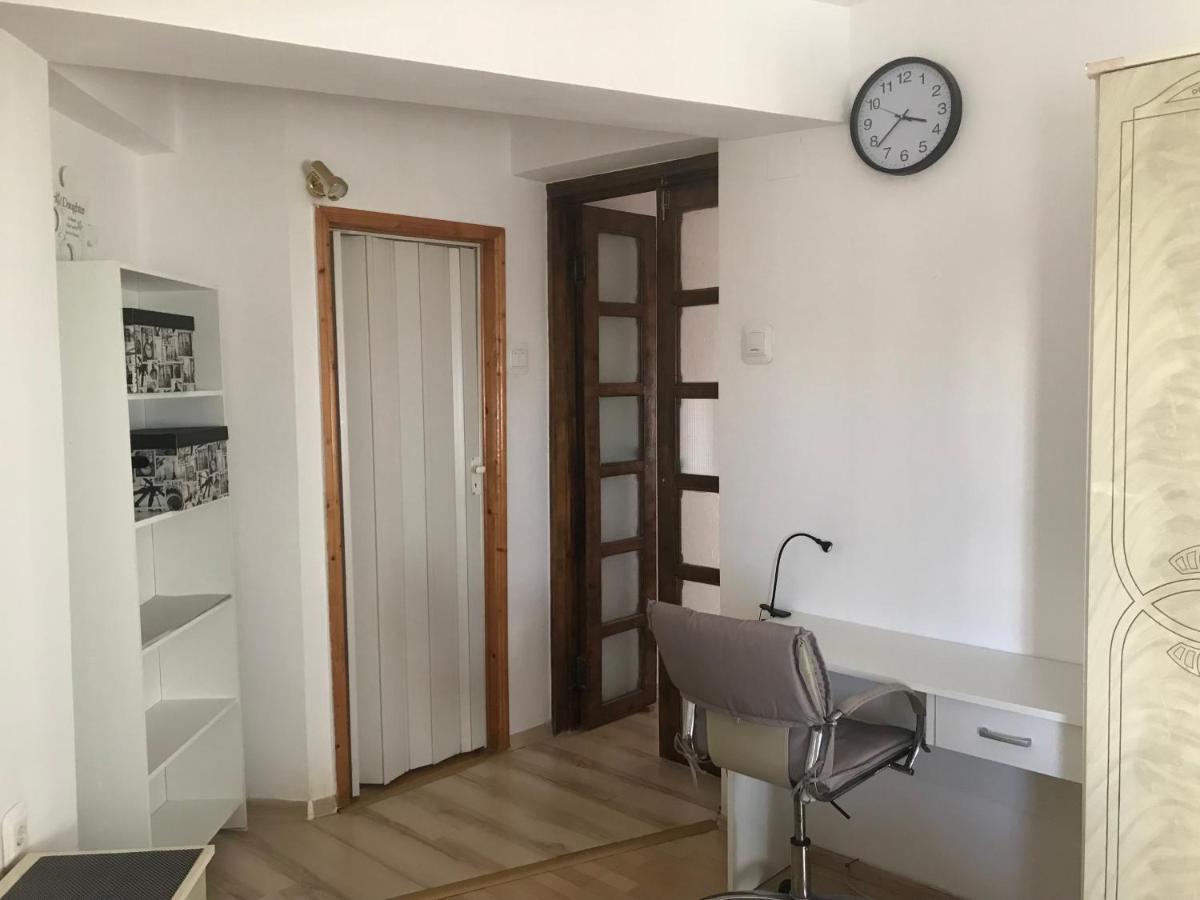 Danielle Apartament Iasi Exterior photo